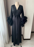 Чорний жіночий халат з пір'ям в подарунок
