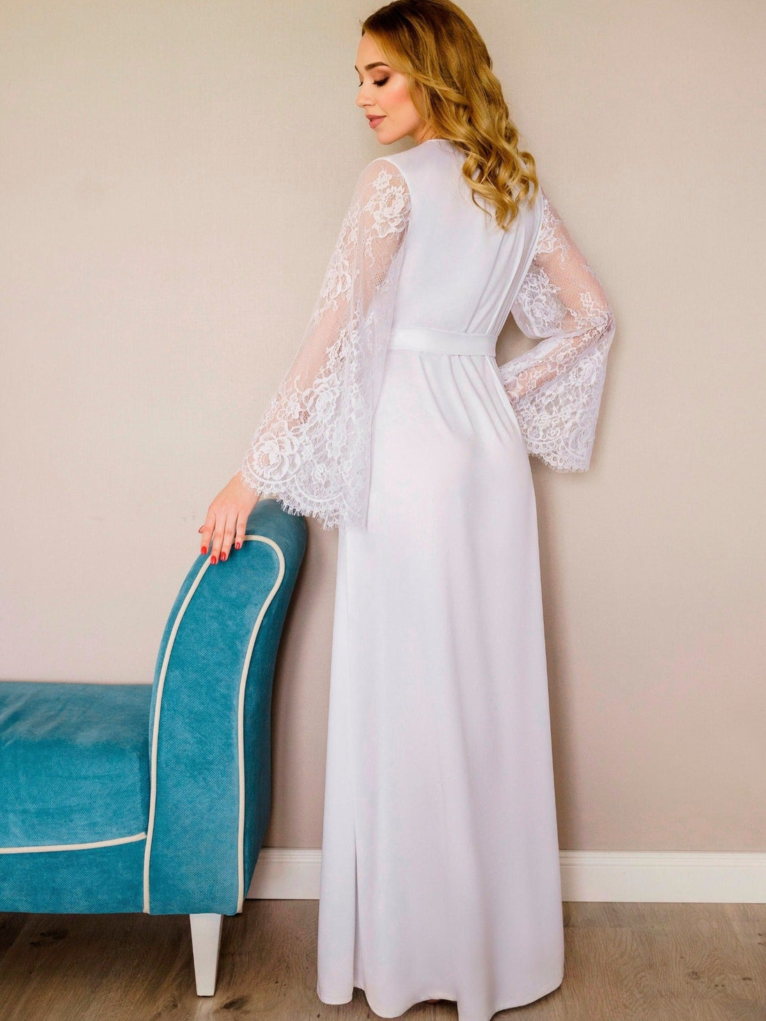 bridal robe with lace sleeves