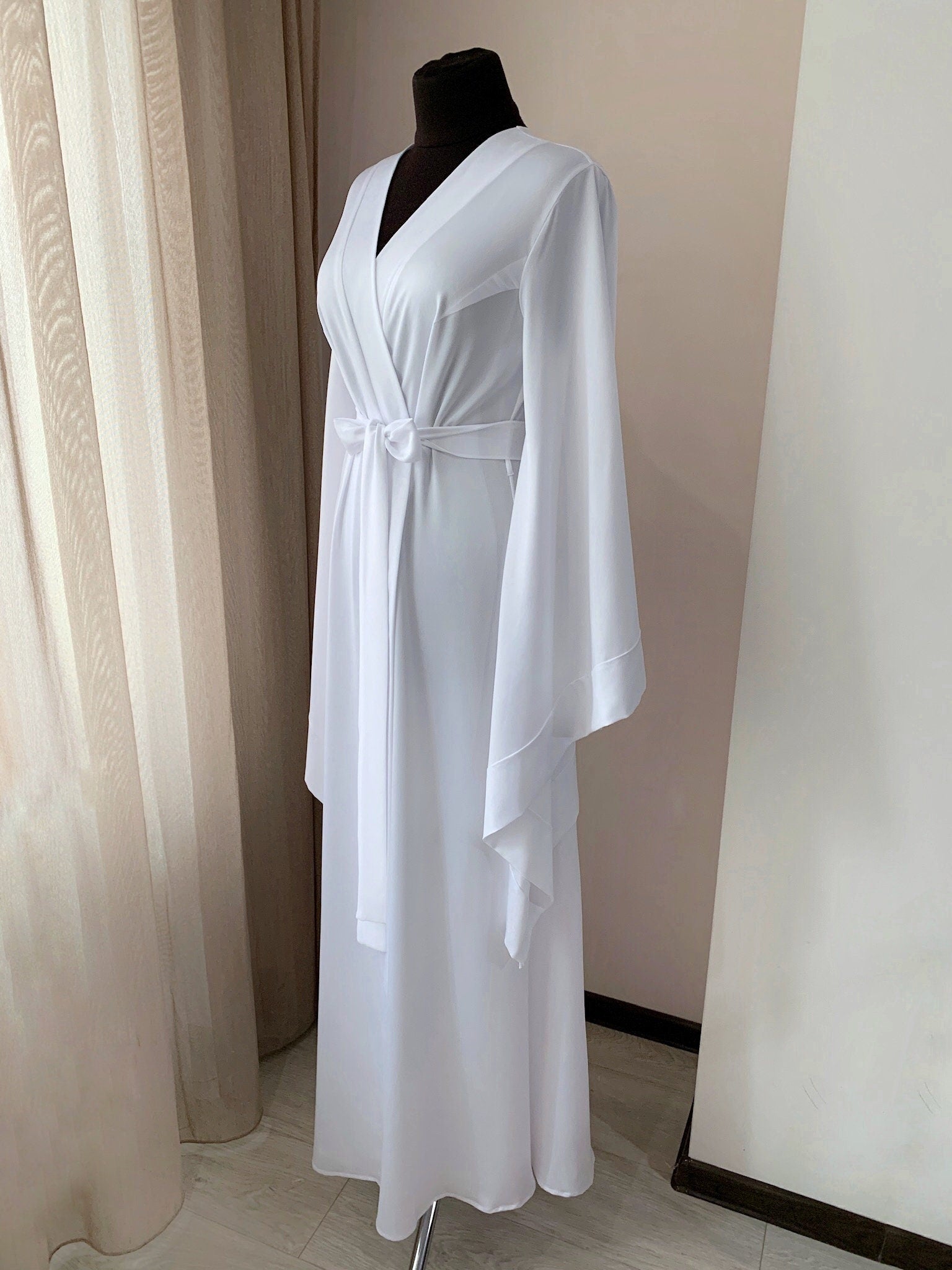 White boudoir robe